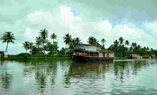 Enriching Kerala (5N / 6D)